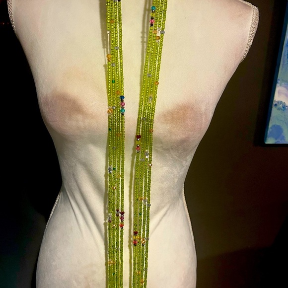 Single strand Lemon Green tie-on waist beads 38 Inches Length - Picture 6 of 7